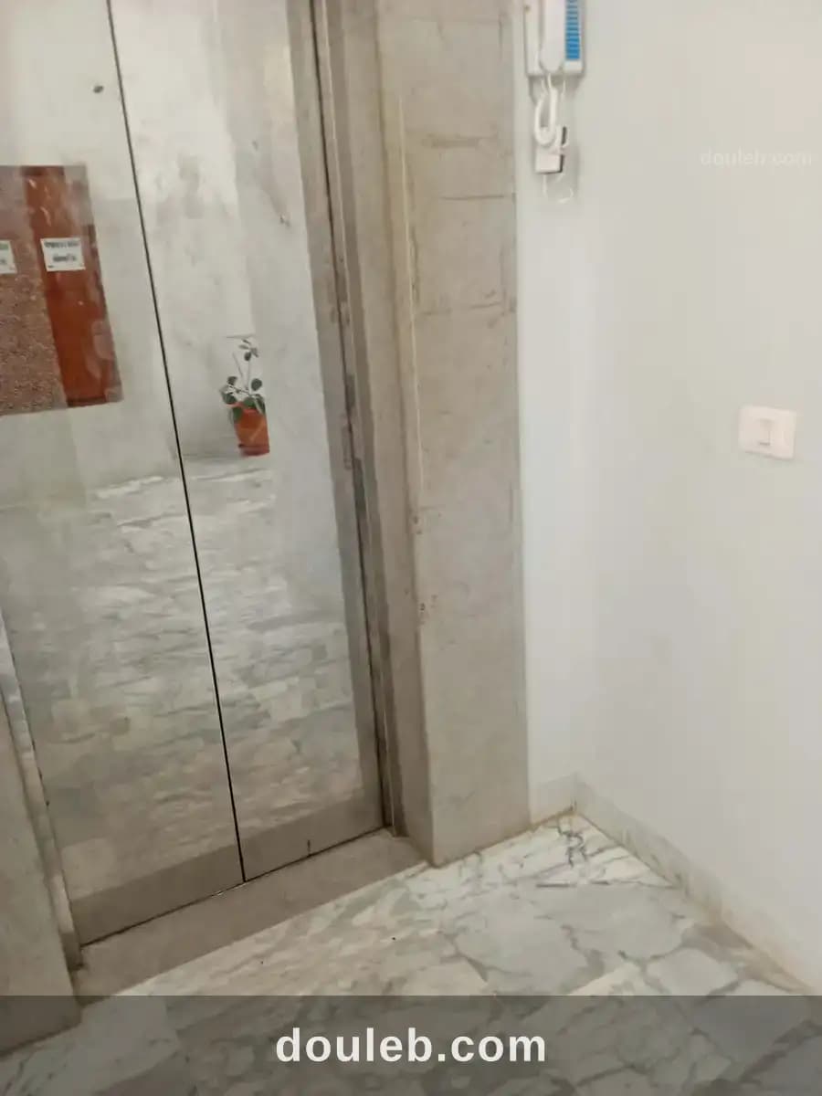 Appartement de2piéces et salon à Tunis