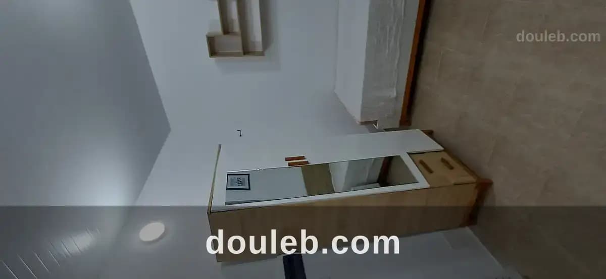 S0 meublé pour étudiante à ihec - Miniature 2