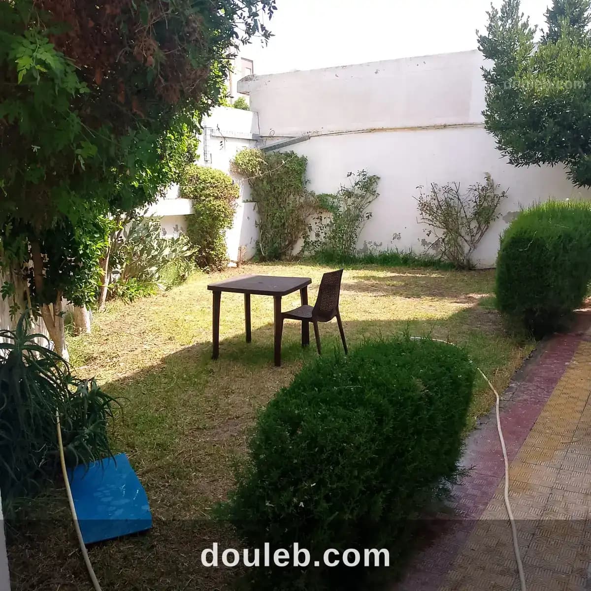 Une mignonne villa s3 à jardin d'elmenzah2 à Ariana