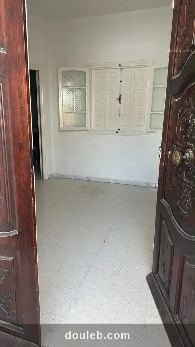 1ère étage d'une maison proche de aziza - Miniature 2