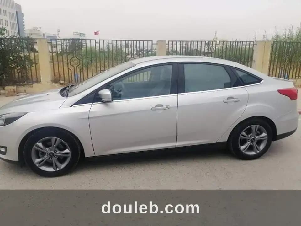Ford focus - Miniature 2