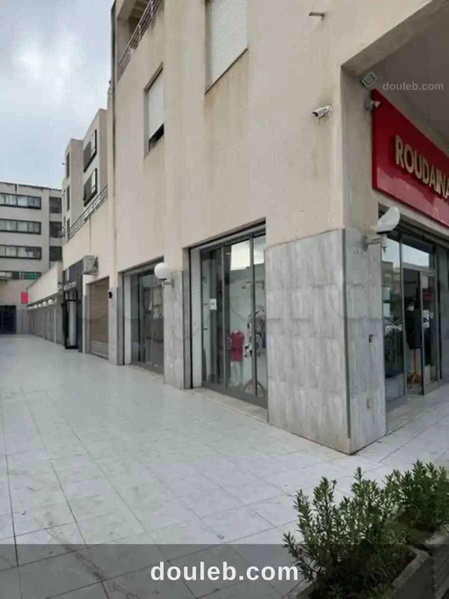 Fonds de commerce à el aouina à Tunis