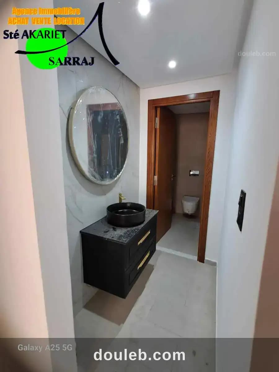 Duplex neuf à hammem sousse pas loin souk essebt à Sousse