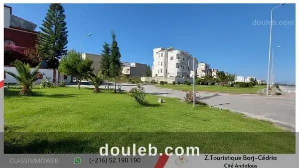 Immeuble standing de 380 m2 couvert - Miniature 5