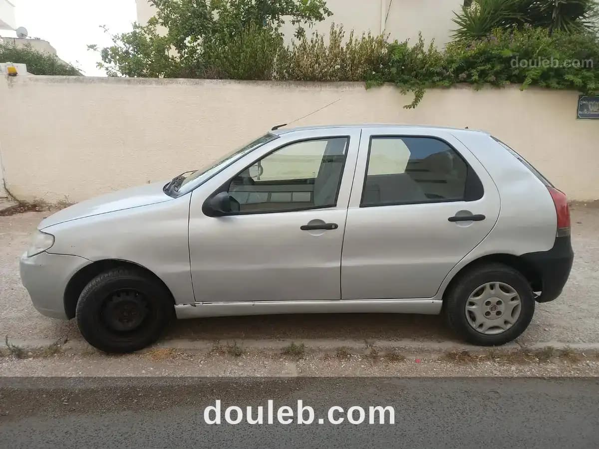 Je vends ma fiat palio 3 première main à Tunis