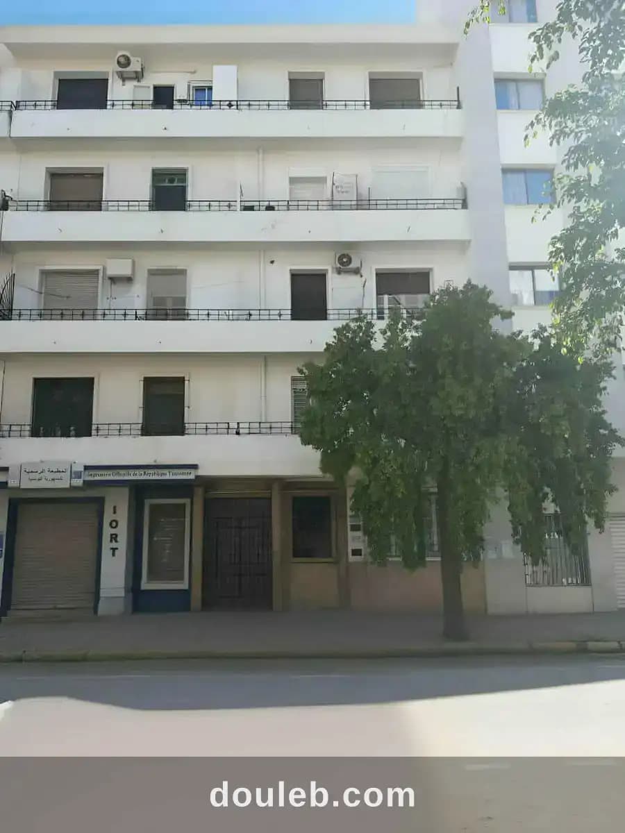 Appartement à lafayette au centre ville de tunis - Miniature 5