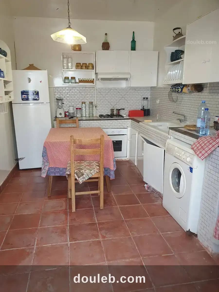 Superb rdc de villa meublé et bien équipée à Tunis
