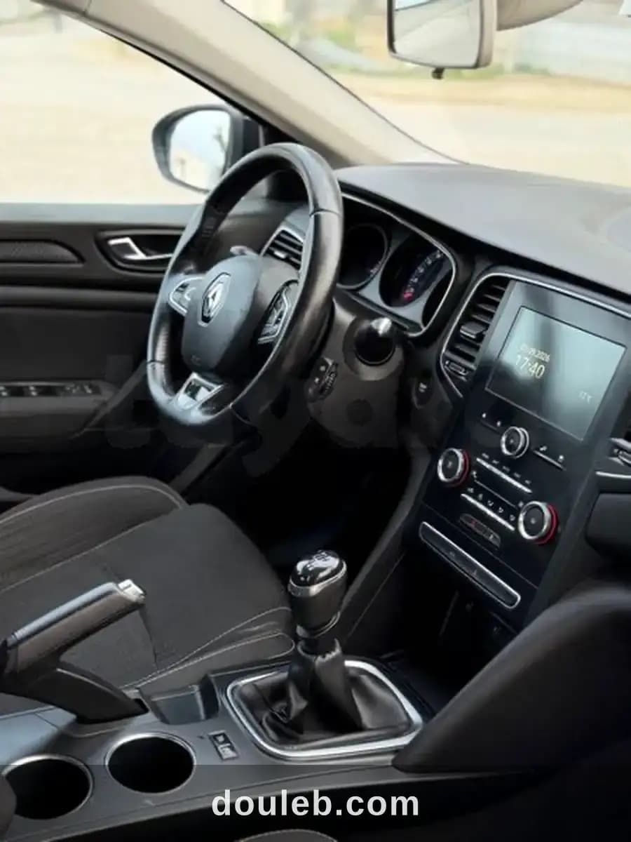 Renault megane - Miniature 2