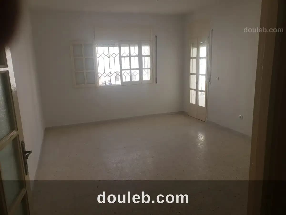 Très bel appartement au rdc - Miniature 2