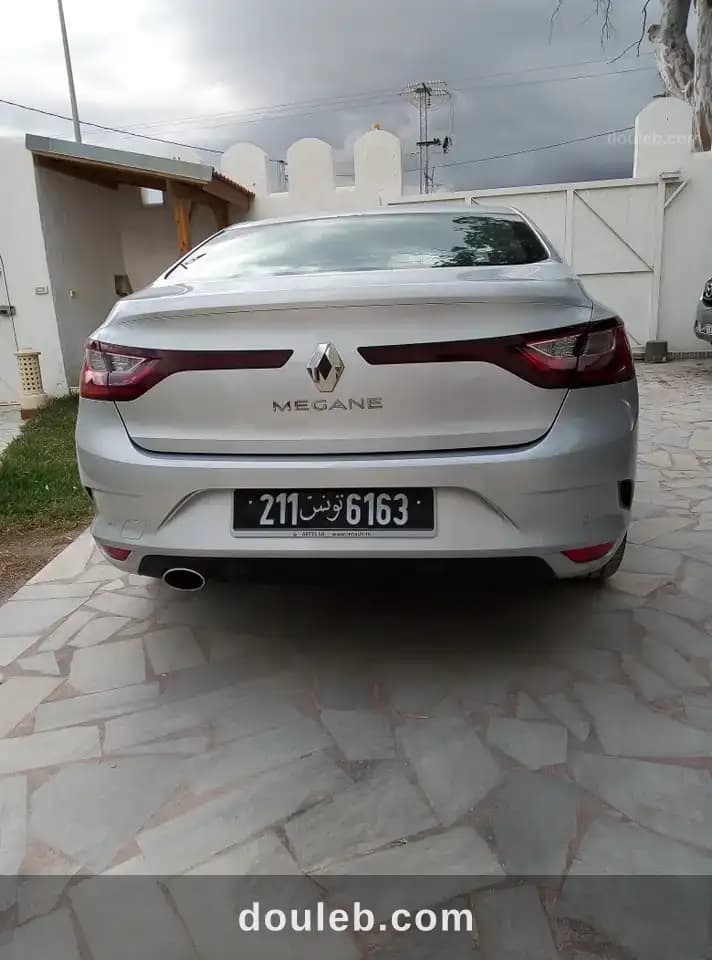 Megane sedan 1er main - Miniature 2