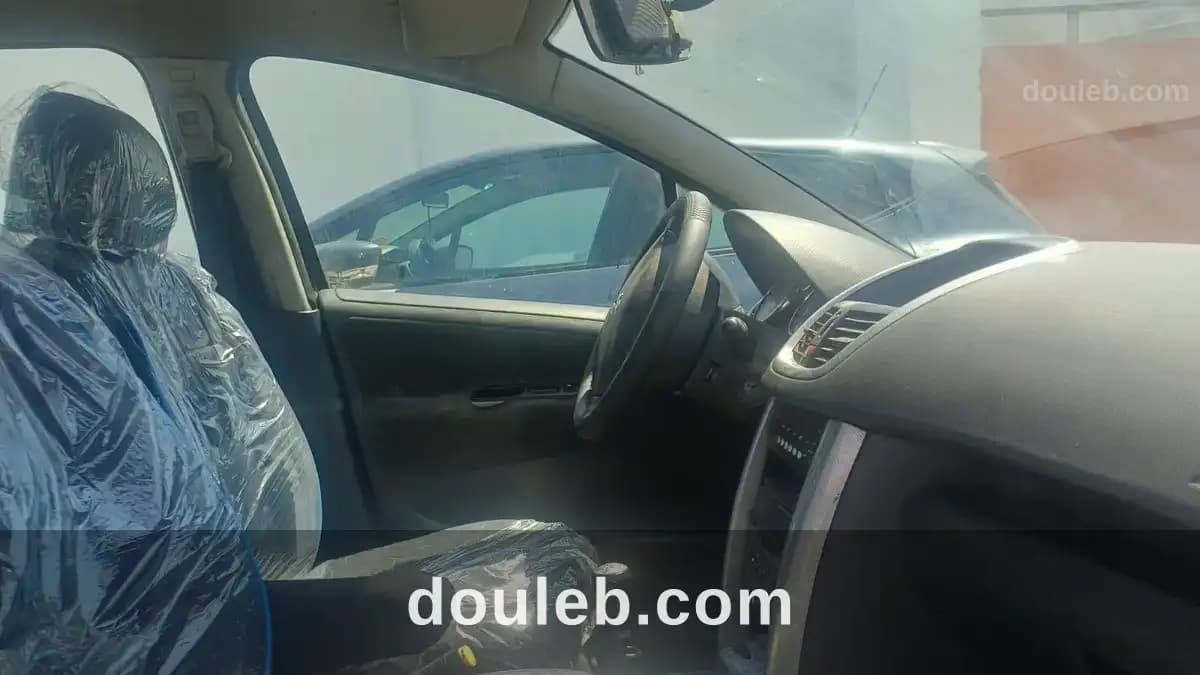 Peugeot 207 diesel dci - Miniature 5