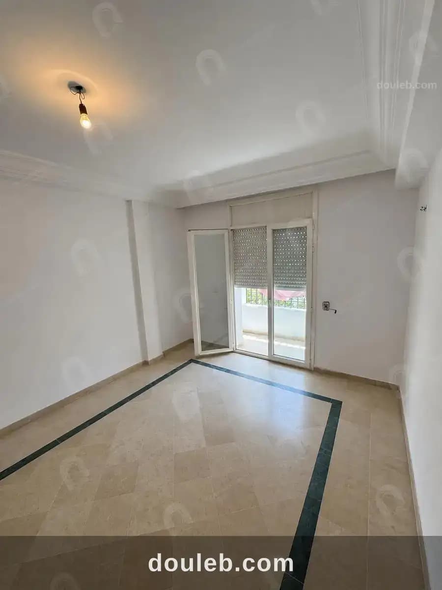 Appartement s2 situé au rdc au bardo 2 ras tabia à Tunis