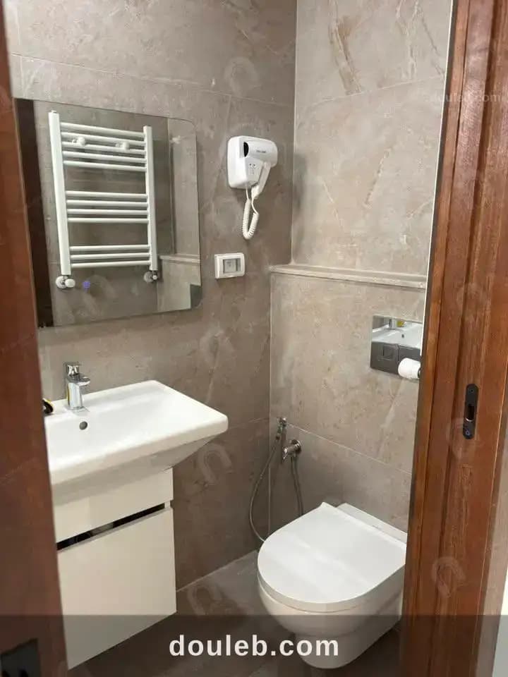 Un appartement s3 hst jamais habité à manouba - Miniature 4