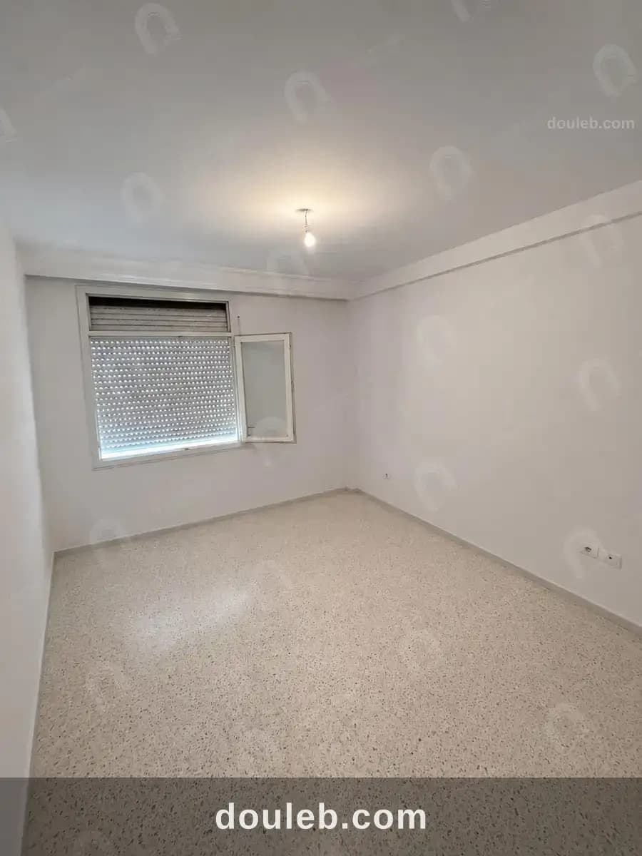 Appartement s2 situé au rdc au bardo 2 ras tabia - Miniature 4