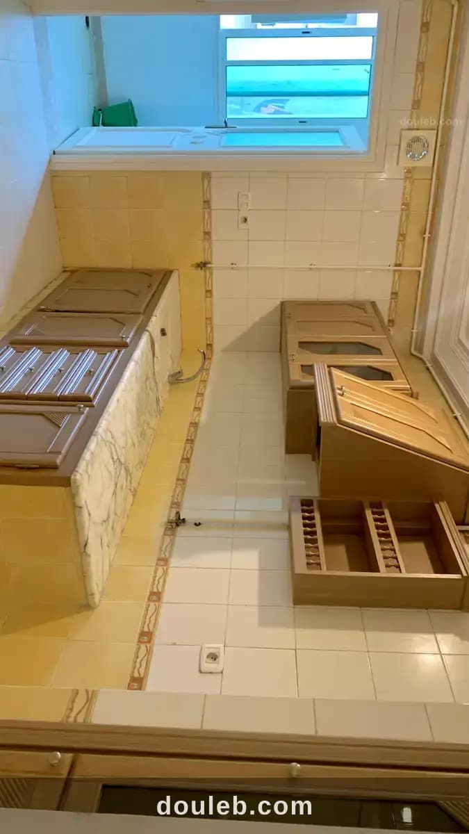 Appartement s1 à cité ennasr 2 - Miniature 2