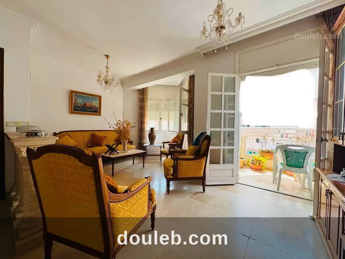 Appartement s3 situé à cité ennasr à Ariana