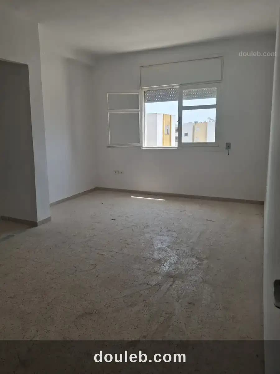 Appartement s2 lumineux à nour jaâfar ariana à Ariana
