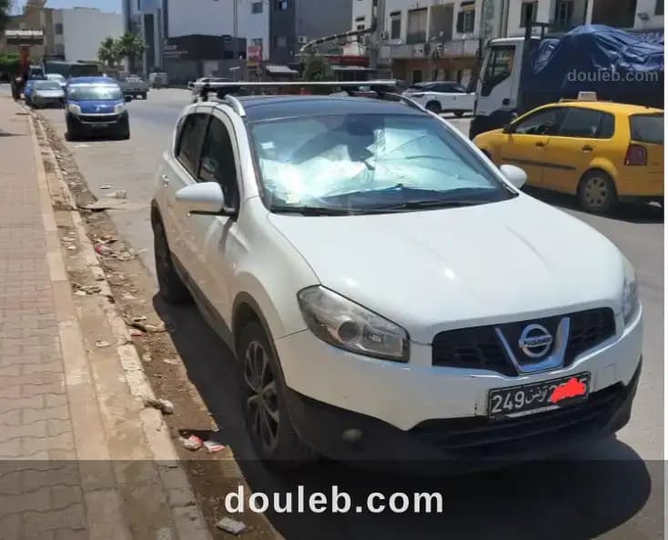 Nissan qashqai j10 - Miniature 3