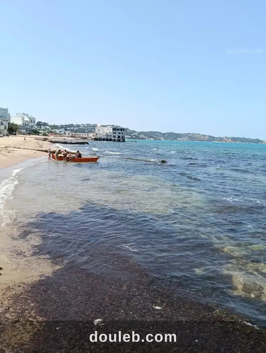 Villa pieds dans l eau à Tunis
