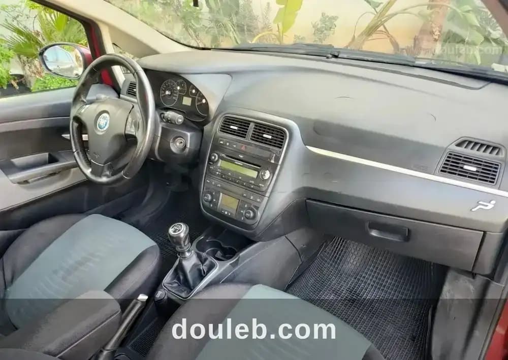 Fiat grande punto essence à Ariana