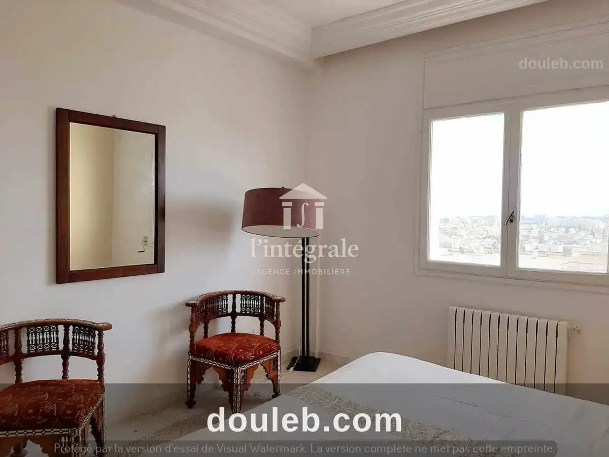 Bel appartement s2 meublé - Miniature 5