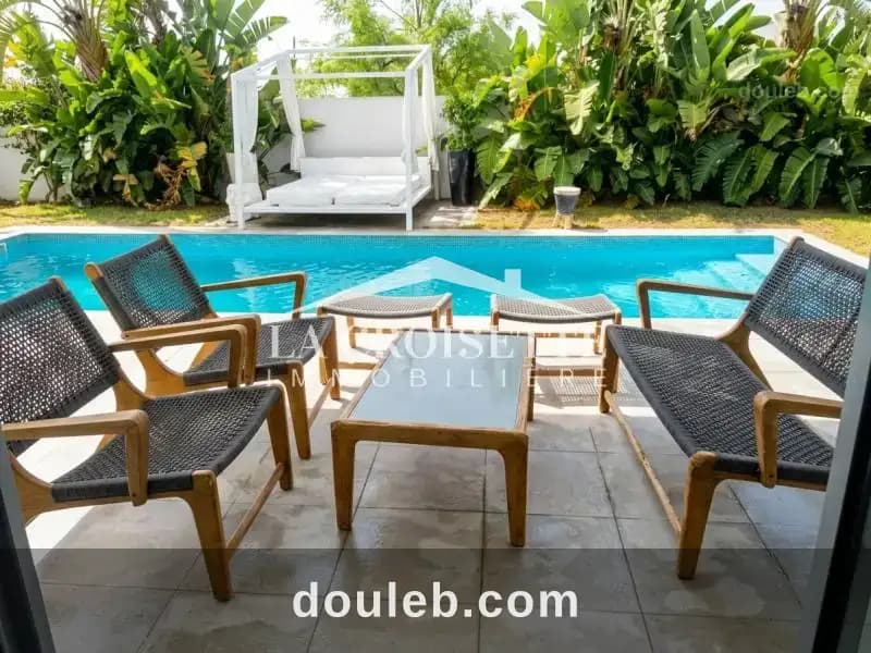 Rez de chaussée s3 meublé au lac2 mrcl0359 à Tunis