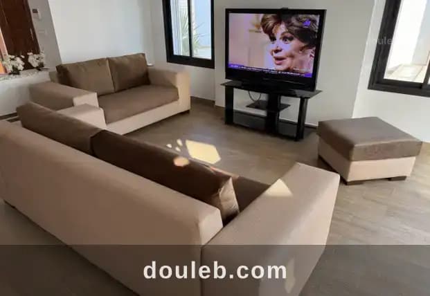 Rdc de villa avec piscine privée jinen béni khiar à Nabeul