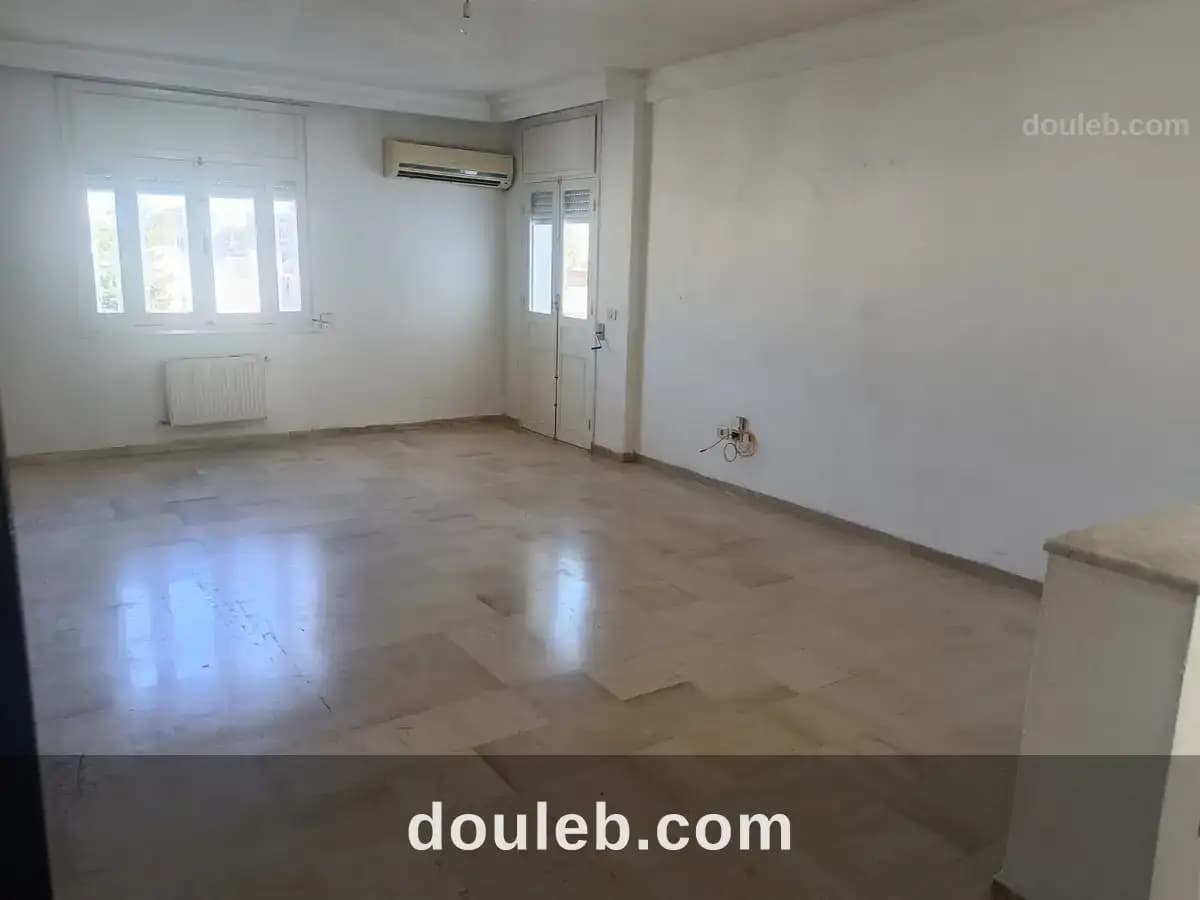 Appartement sallon plus 2 pièces romana bardo à Tunis