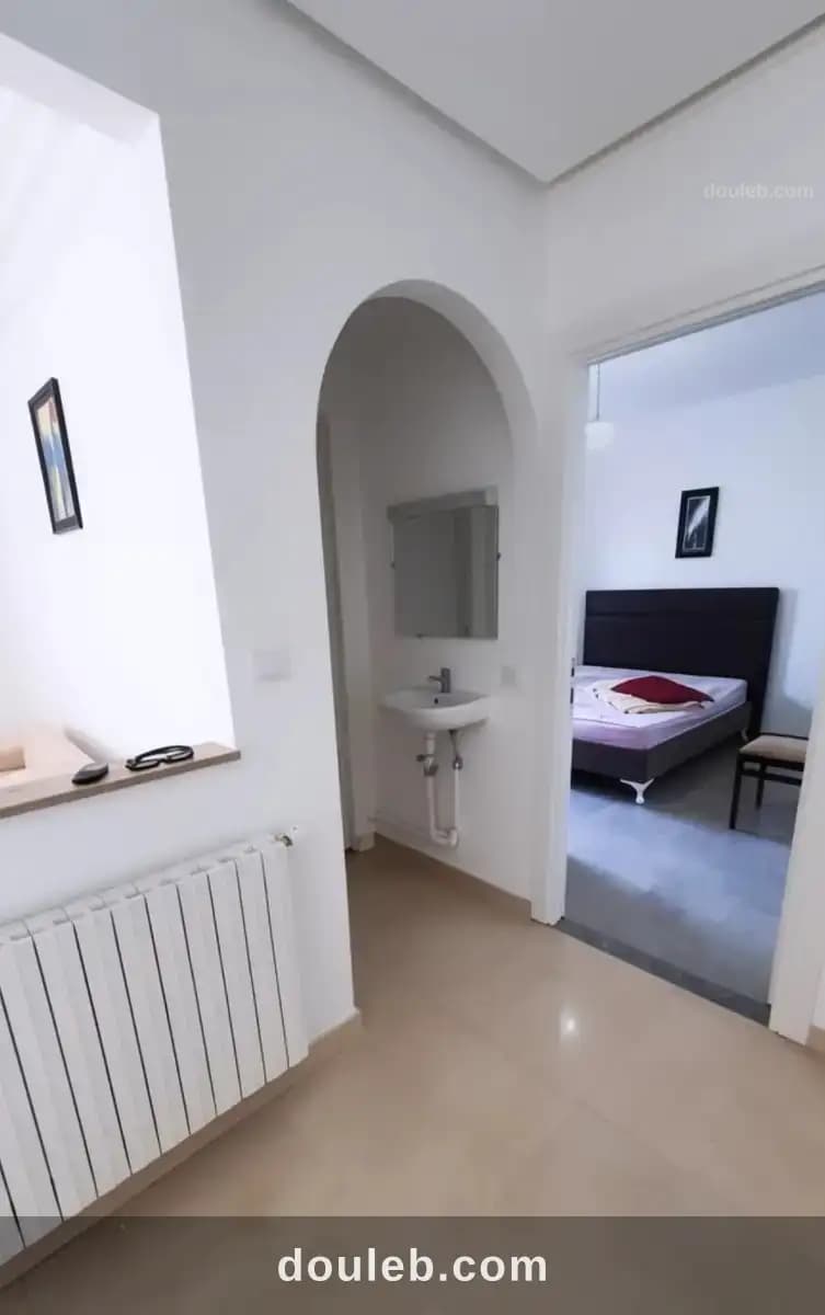 Joli appartement s2 meublé au rdc - Miniature 3