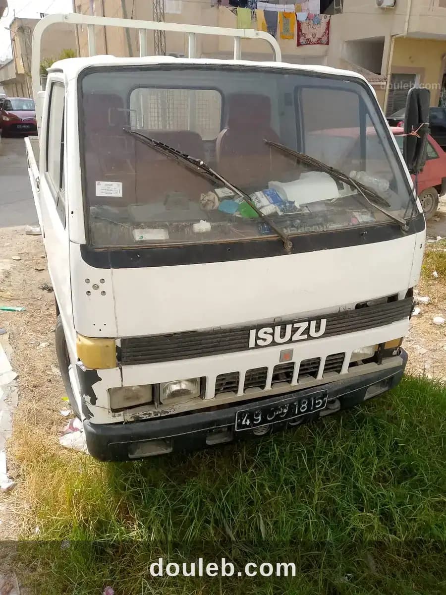 Camion isuzu - Miniature 4