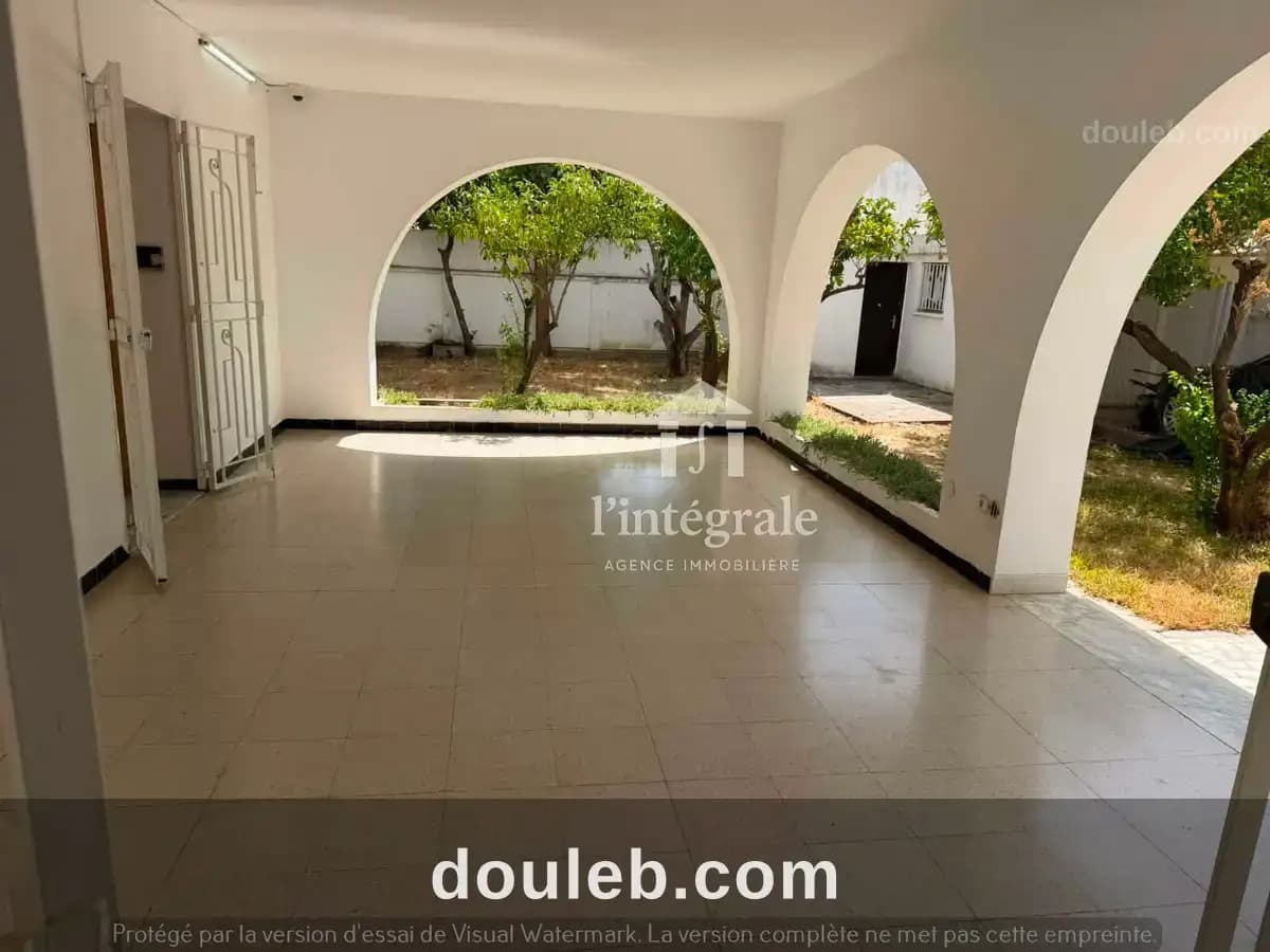 Grande villa bureautique s7 à Tunis