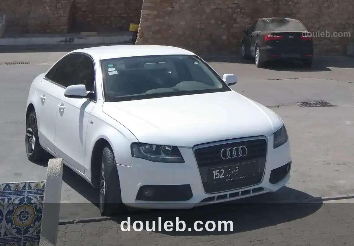 Vend audi a4 bon etat à Nabeul