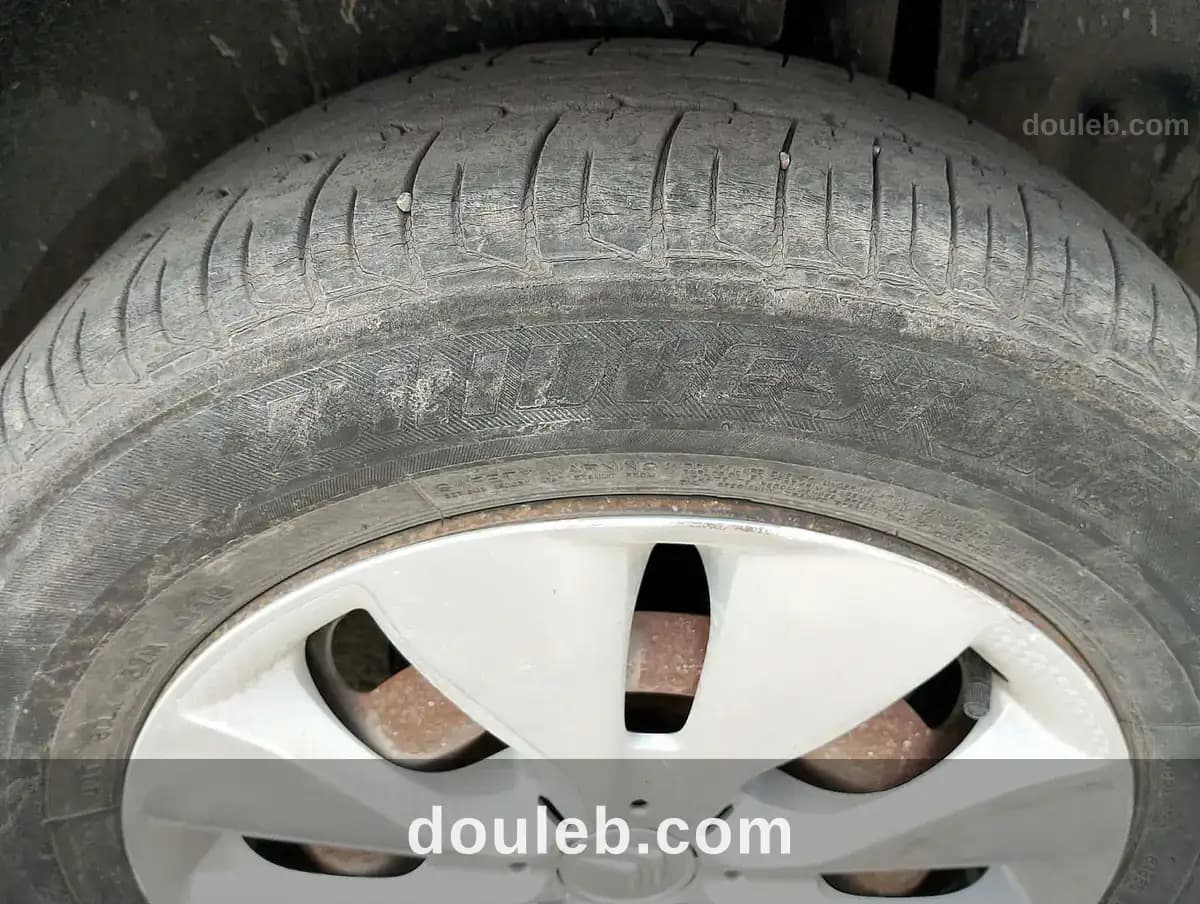 Pneus bridgestone - Miniature 3
