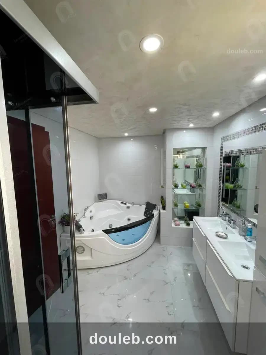 Un appartement s3 hst au bardo hedi chaker - Miniature 3