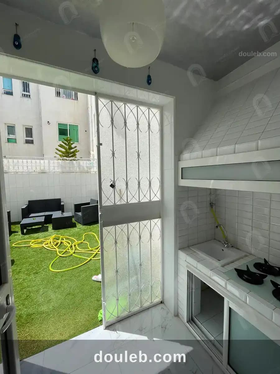 Un appartement s3 hst au bardo hedi chaker - Miniature 4
