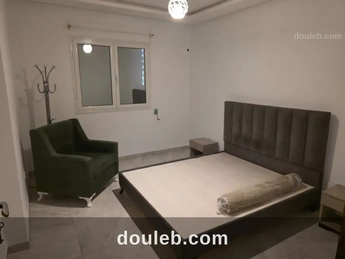 Studio meublé - Miniature 3