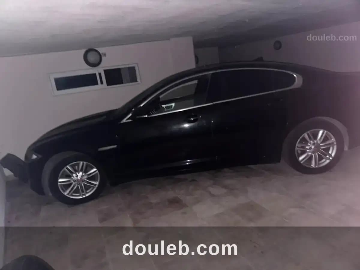 Jaguar xf 2014 idéal expat diplomate plaques rs à Tunis