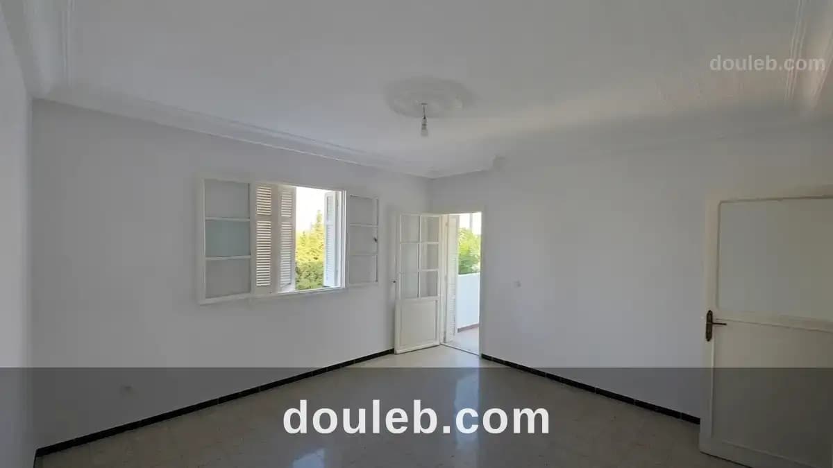 Bel appartement s3 refait à neuf à el mourouj 1 à Ben Arous