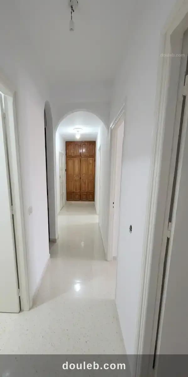 Bel appartement s3 refait à neuf à el mourouj 1 - Miniature 2