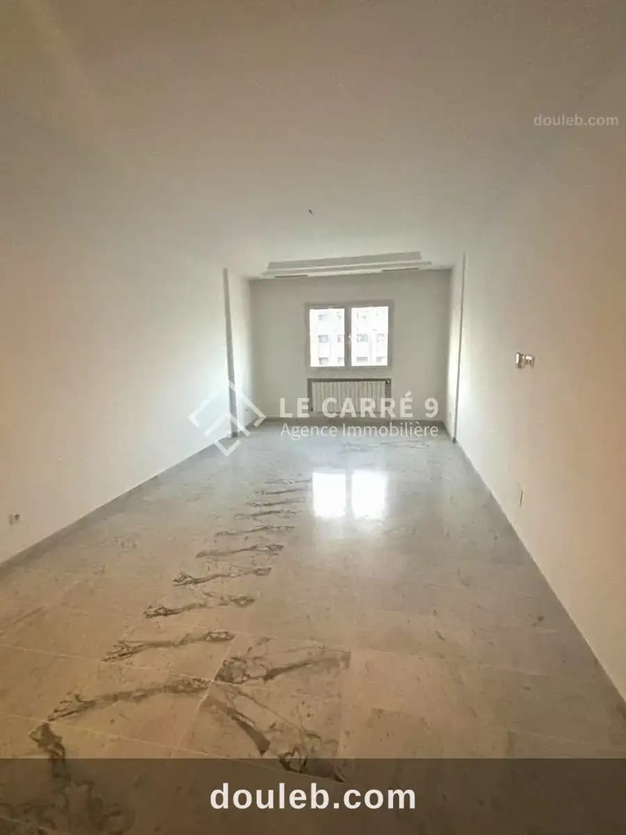 Appartement s2 aux jardins de carthage à Tunis