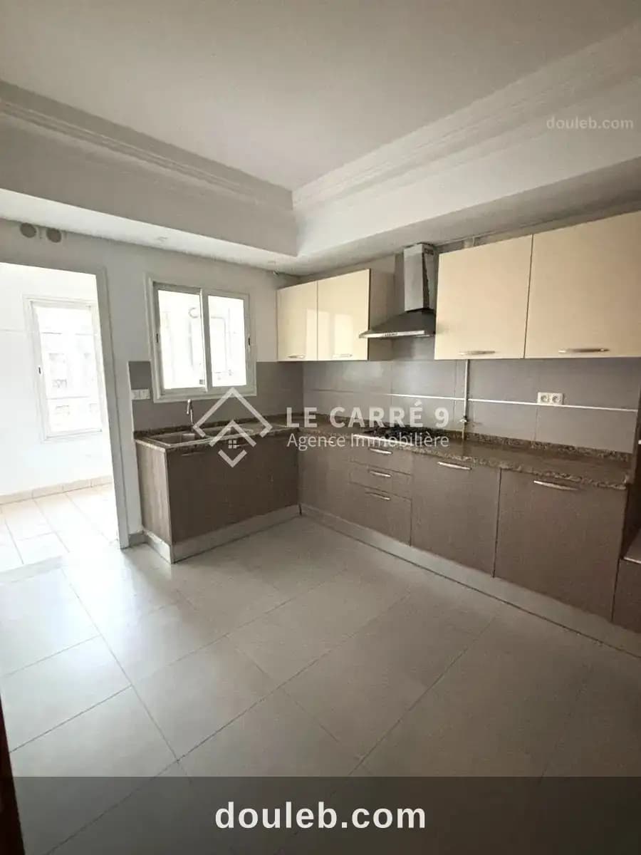 Appartement s2 aux jardins de carthage - Miniature 2