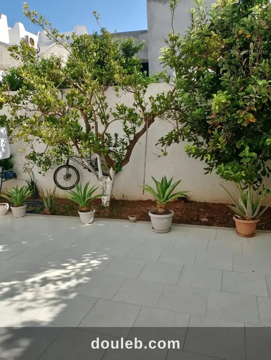 Villa rdc en s3 à zouila prés clinique excellence à Mahdia