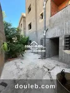 Petite immeuble encours de construction ref942a - Miniature 4