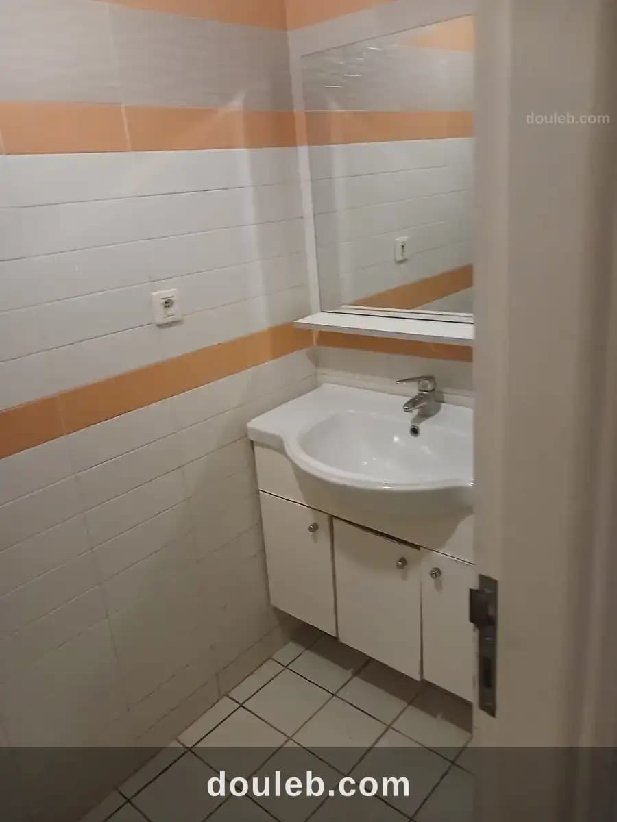 Bel appartement ennasr 2 - Miniature 3