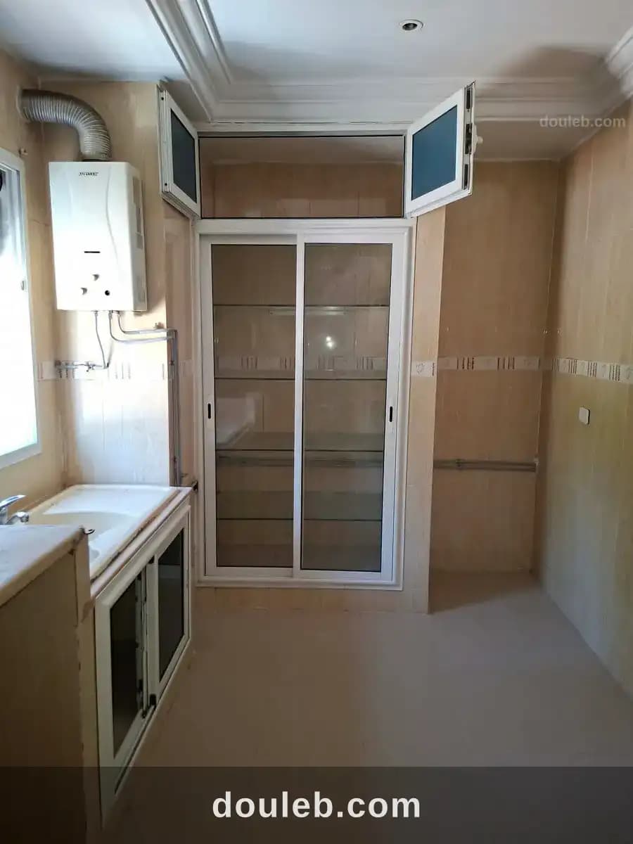 Maison a el yasminet ben arous - Miniature 2