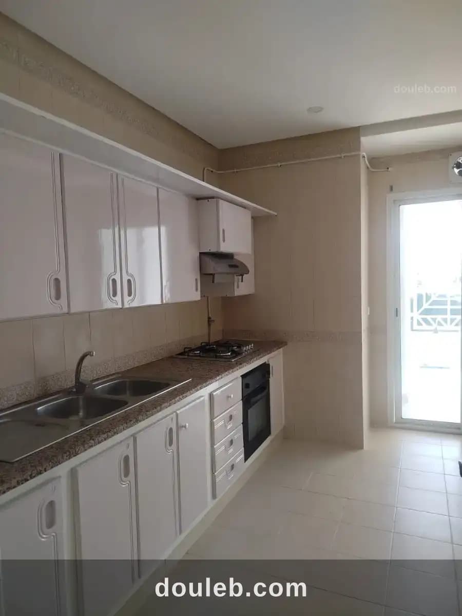 Un magnifique appartement hs s3 à menzah7bis - Miniature 2