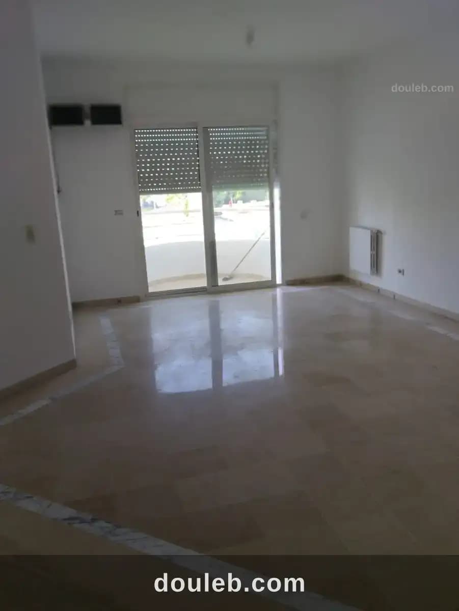 Un magnifique appartement hs s3 à menzah7bis - Miniature 4