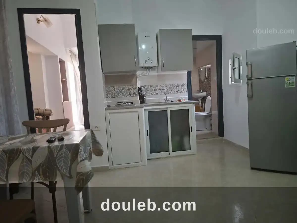 Un appartement au centre ville pour longue durée - Miniature 3