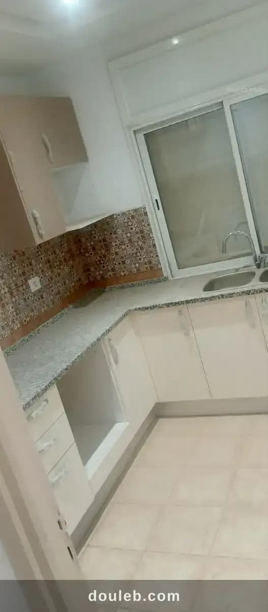 Apprt s3 bureautique à ain zaghouan nord à Tunis