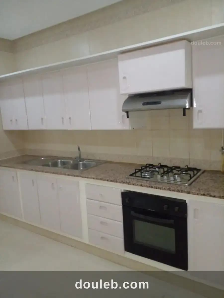 Joli appartement s3 climatisée et chauffer à Ariana